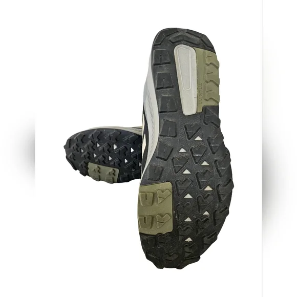Adidas Anylander Mid Hiking Shoes in Olive Green Mens Size 13M